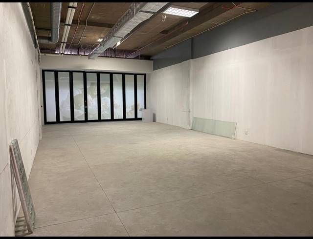 132M² RETAIL TO LET IN MILNERTON RIDGE